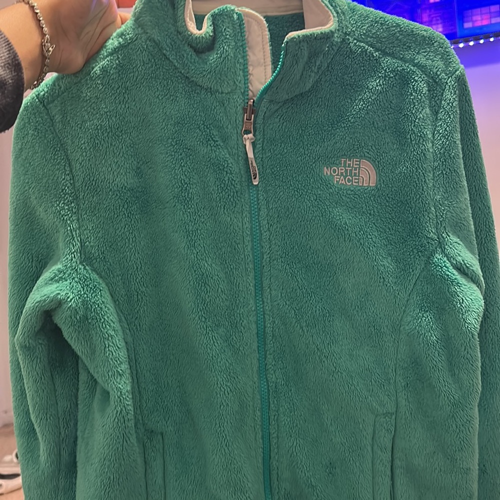 The North Face osito jacket (two) - Picture 3 of 3